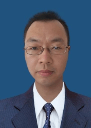  张龙祥